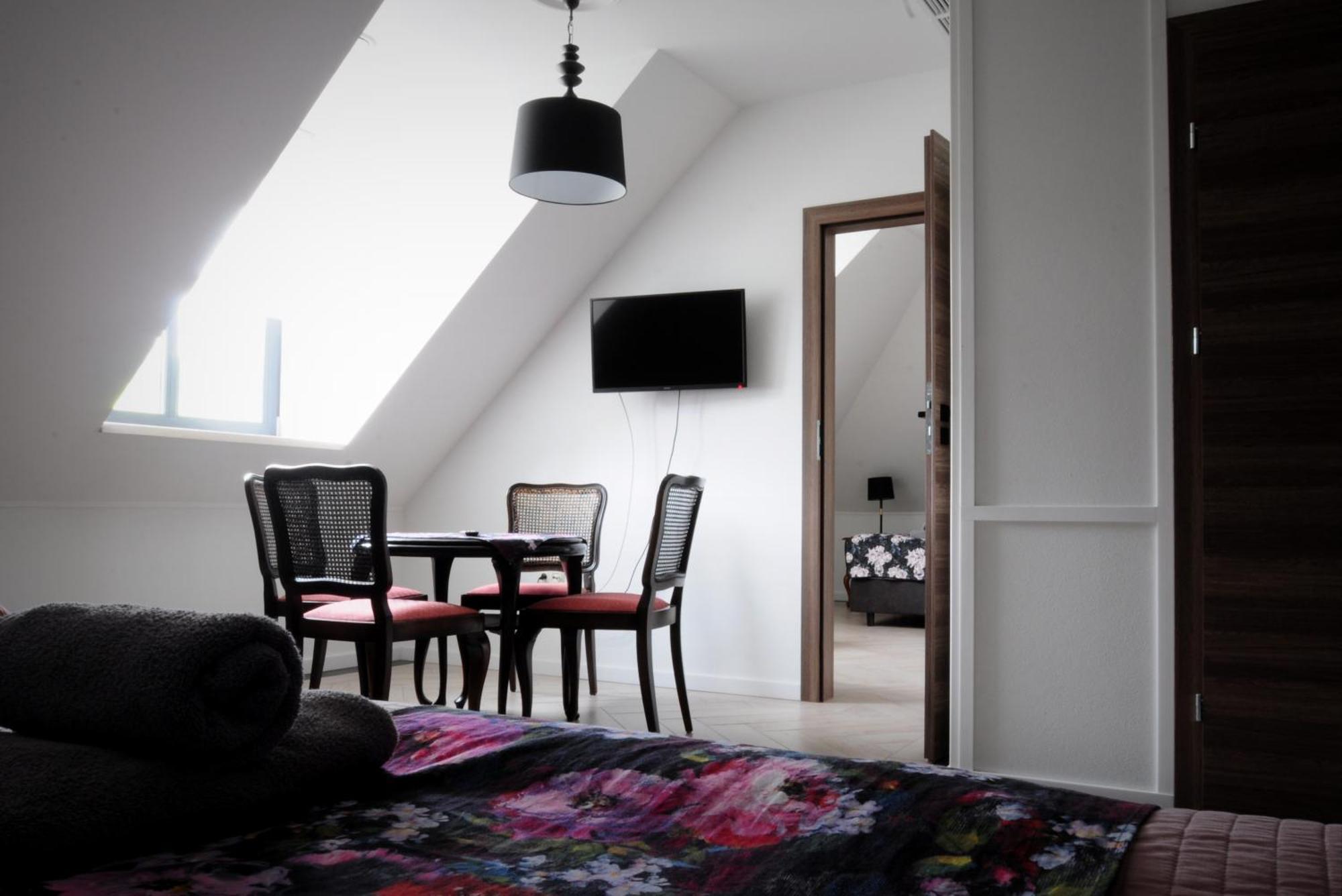 Bed and breakfast Czarna Dama