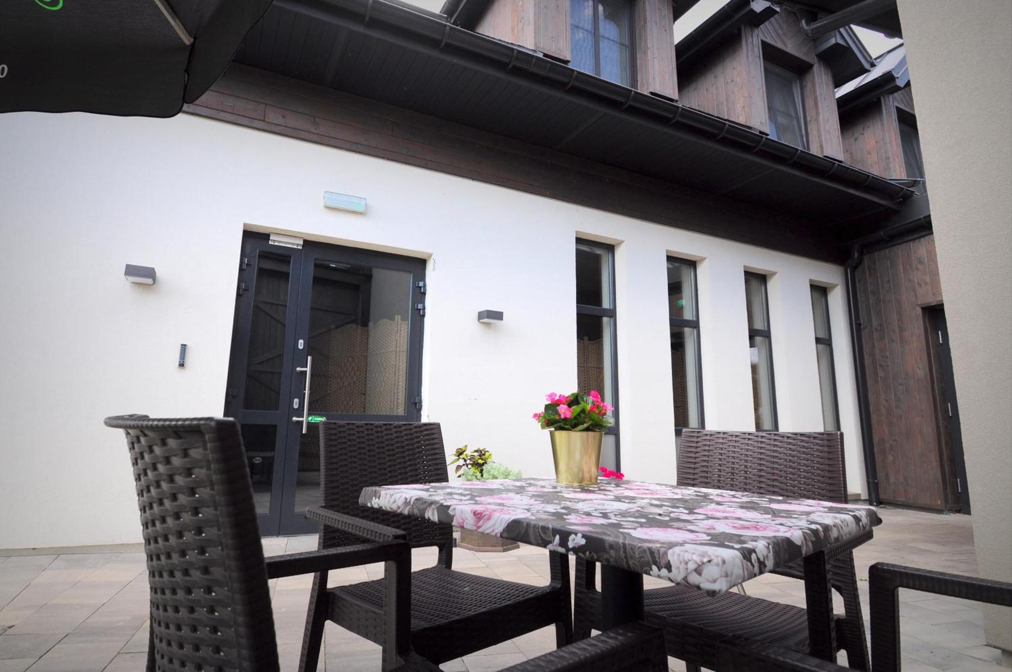 Bed and breakfast Czarna Dama